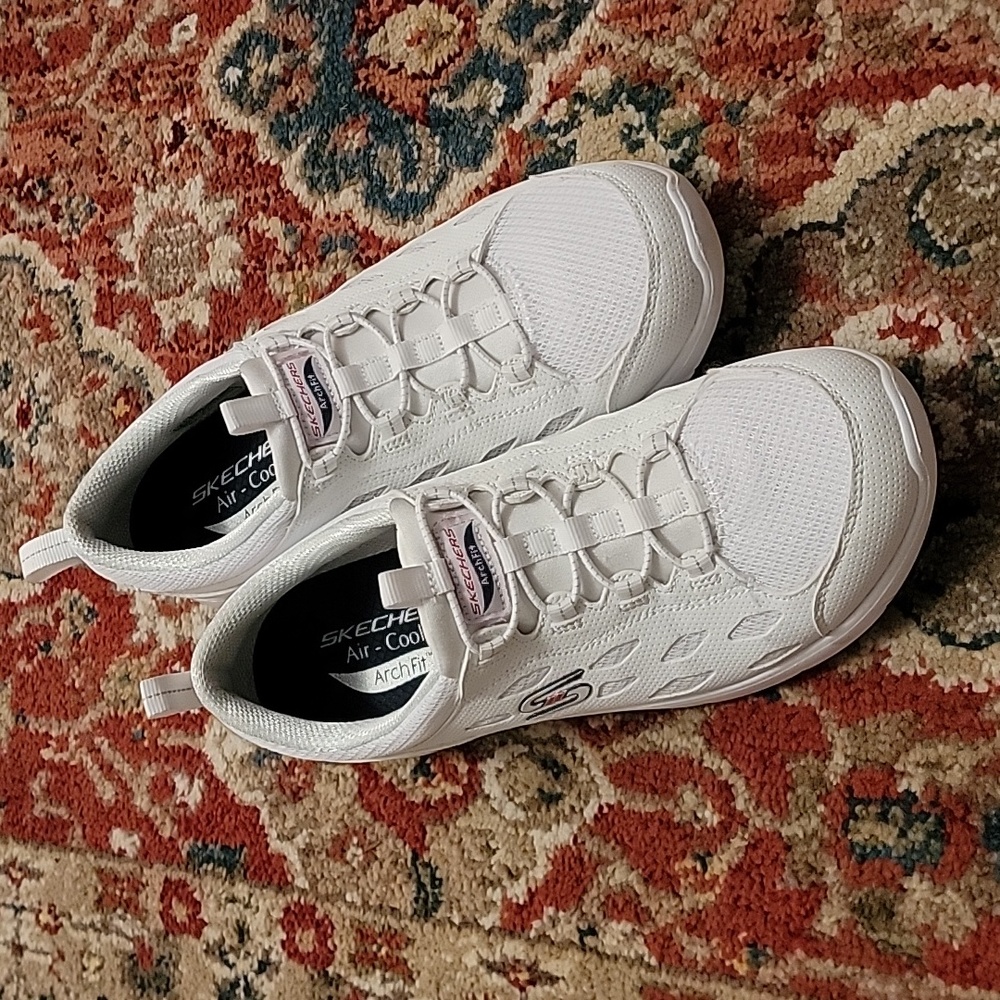 Sketchers ArchFit Slip Ons